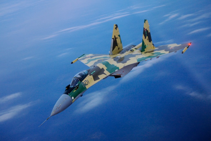 Su-35 bị "tố" chặn máy bay quân sự Mỹ 3 lần liên tiếp, Nga phản pháo