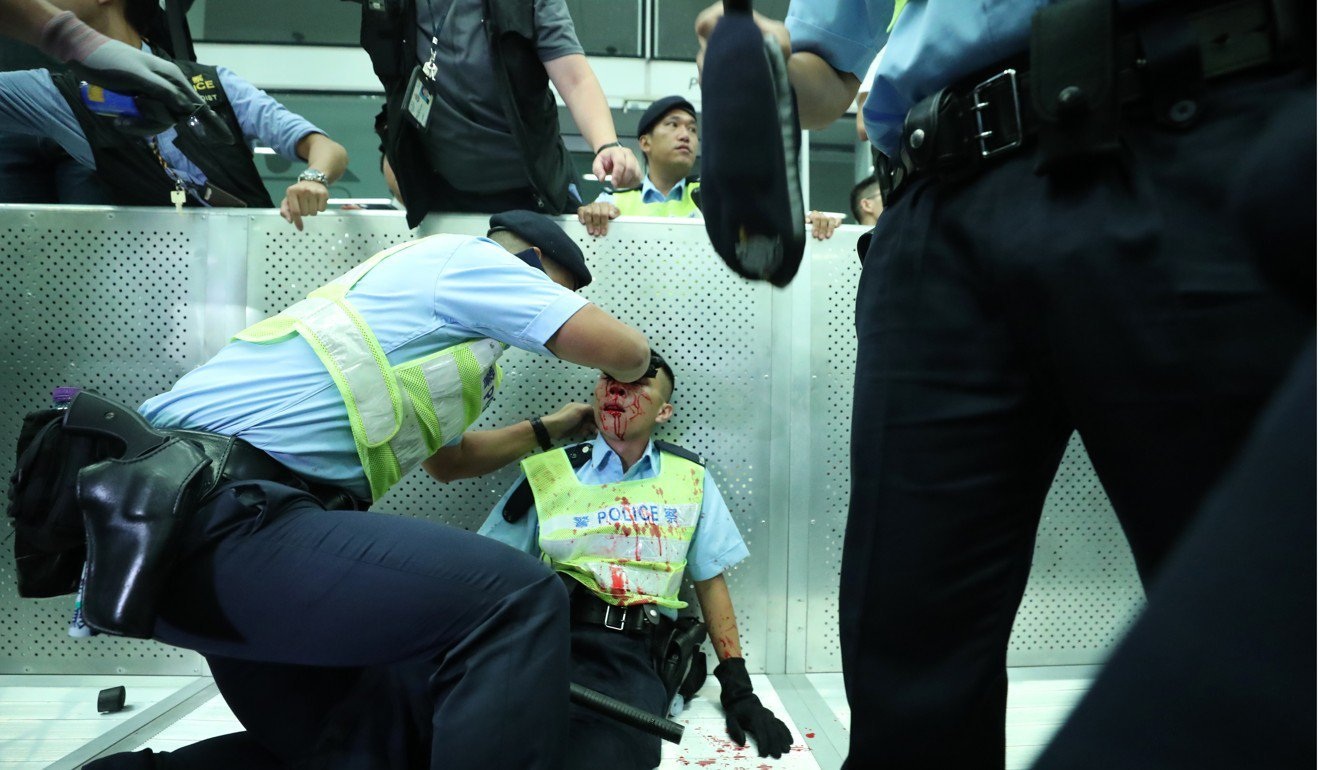 Hong Kong “rung chuyển” trước biển người phản đối dự luật dẫn độ sang Trung Quốc