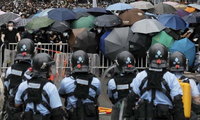 Làn sóng biểu tình “càn quét” Hong Kong giữa tranh cãi về dự luật dẫn độ