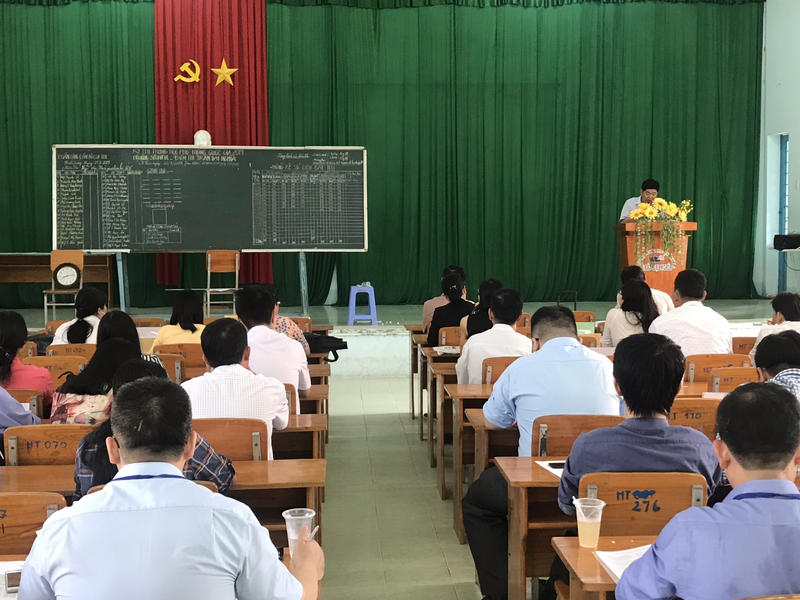 Thi THPT quốc gia 2019: Cách bố trí phòng thi mới, niêm phong khác mọi năm - 1 Thi THPT quốc gia 2019: Cách bố trí phòng thi mới, niêm phong khác mọi năm - 1