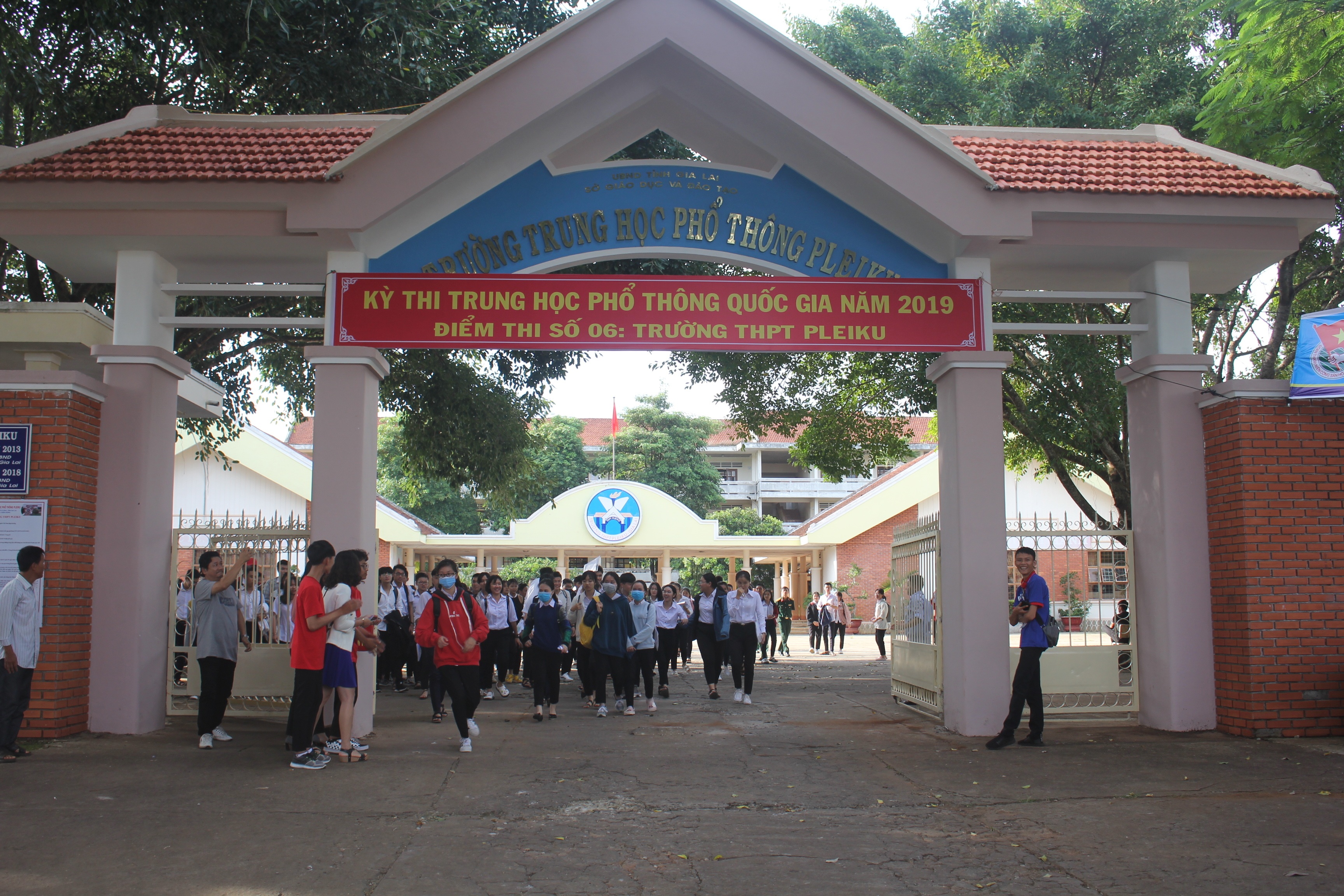 Đoàn công tác Bộ GD-ĐT đánh giá cao công tác thi tại tỉnh Gia Lai - 2 Đoàn công tác Bộ GD-ĐT đánh giá cao công tác thi tại tỉnh Gia Lai - 2