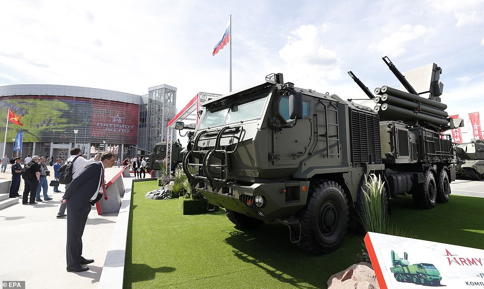 Nga “khoe” dàn khí tài uy lực, độc đáo tại triển lãm quân sự