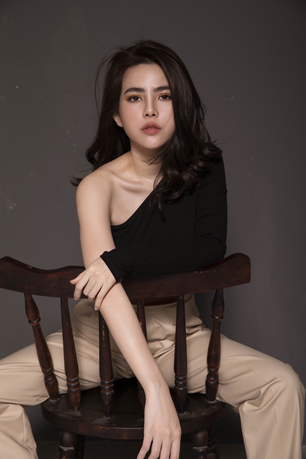 Con gái diễn viên Hữu Tiến thừa nhận “dao kéo”, từng bị tẩy chay - 3 Con gái diễn viên Hữu Tiến thừa nhận “dao kéo”, từng bị tẩy chay - 3