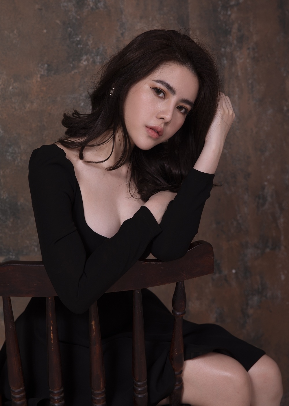 Con gái diễn viên Hữu Tiến thừa nhận “dao kéo”, từng bị tẩy chay - 2 Con gái diễn viên Hữu Tiến thừa nhận “dao kéo”, từng bị tẩy chay - 2