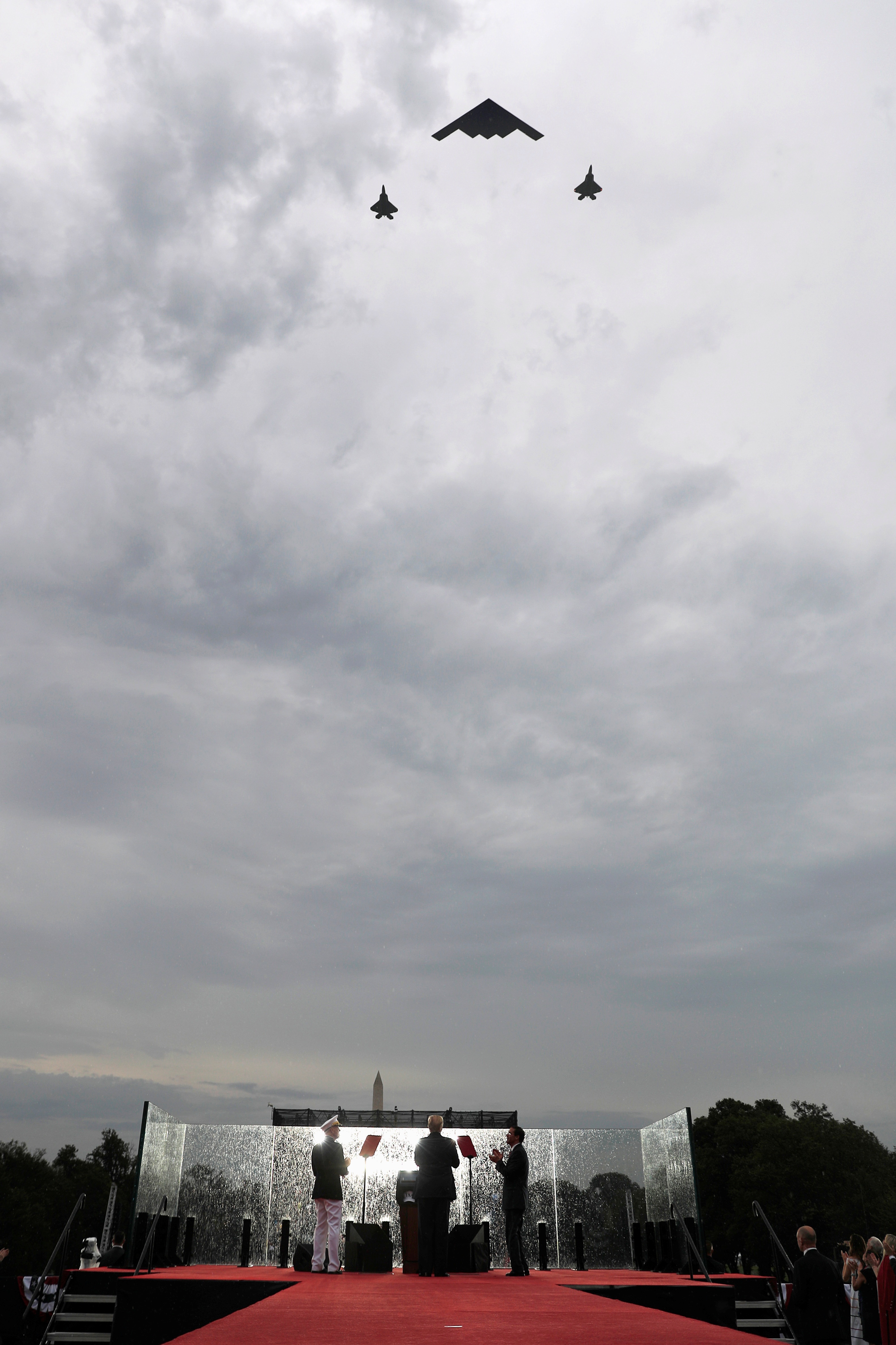 Dàn máy bay quân sự phô diễn sức mạnh kỷ niệm Quốc khánh Mỹ