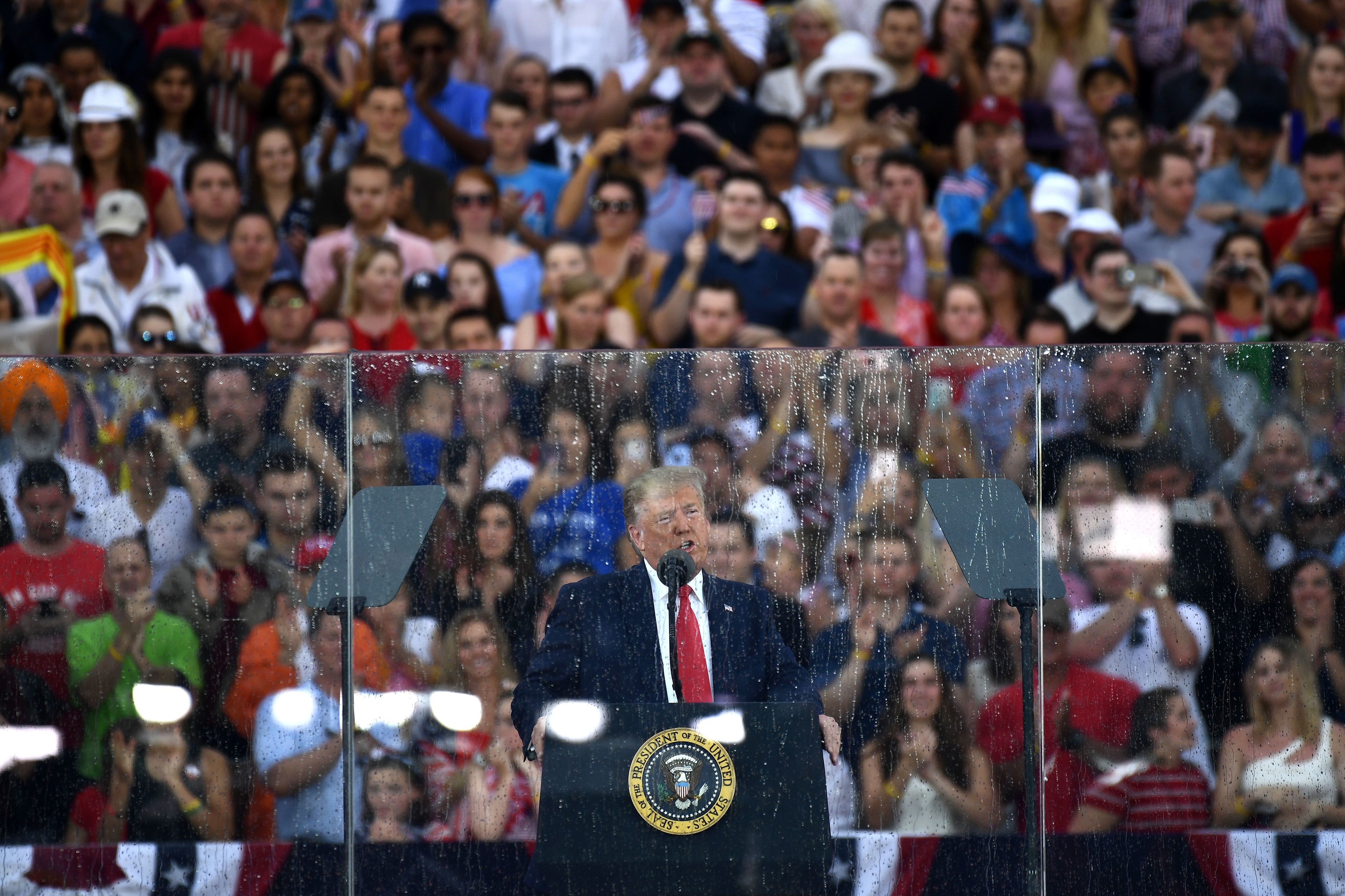 Dàn máy bay quân sự phô diễn sức mạnh kỷ niệm Quốc khánh Mỹ