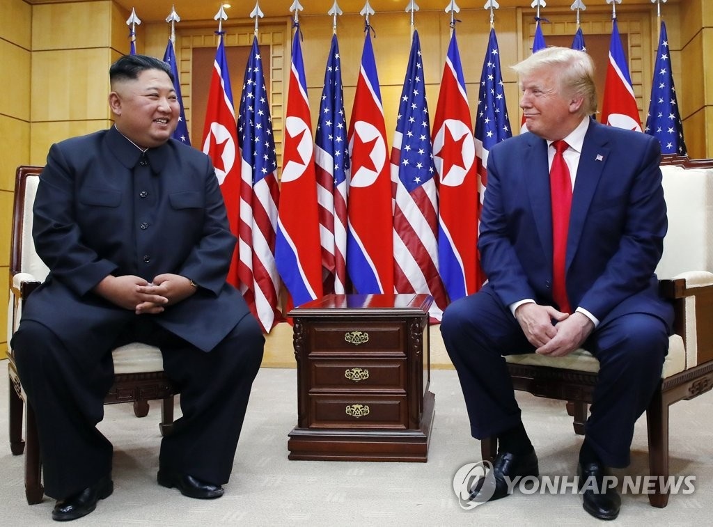 Tổng thống Trump: “Ông Kim Jong-un ít cười, trừ khi gặp tôi”