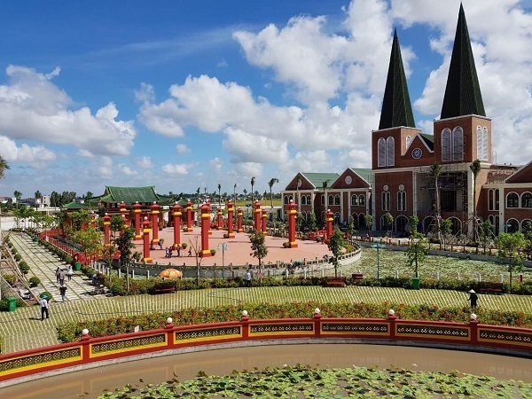 Đến Cáp treo Núi Sam, mãn nhãn với các điểm tham quan - 5 Đến Cáp treo Núi Sam, mãn nhãn với các điểm tham quan - 5