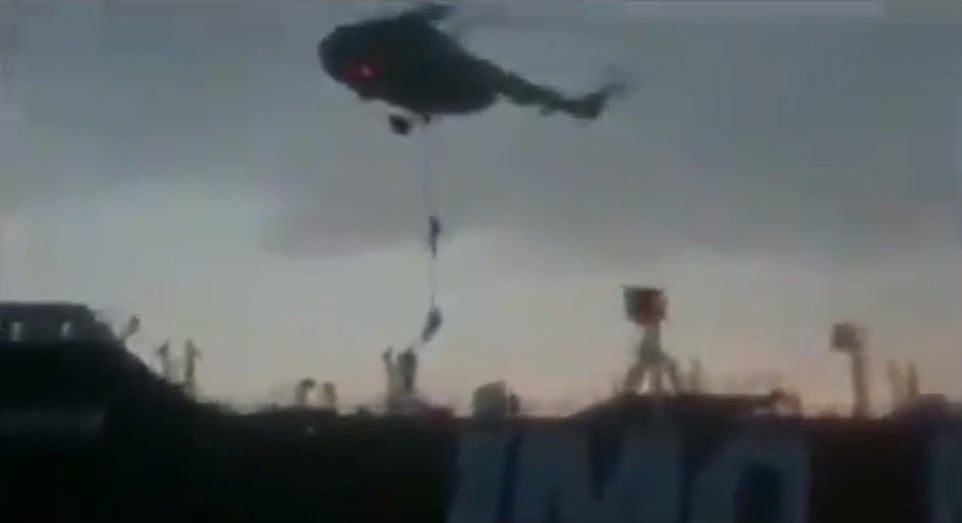 Video Iran vây bắt tàu dầu Anh “như phim hành động”