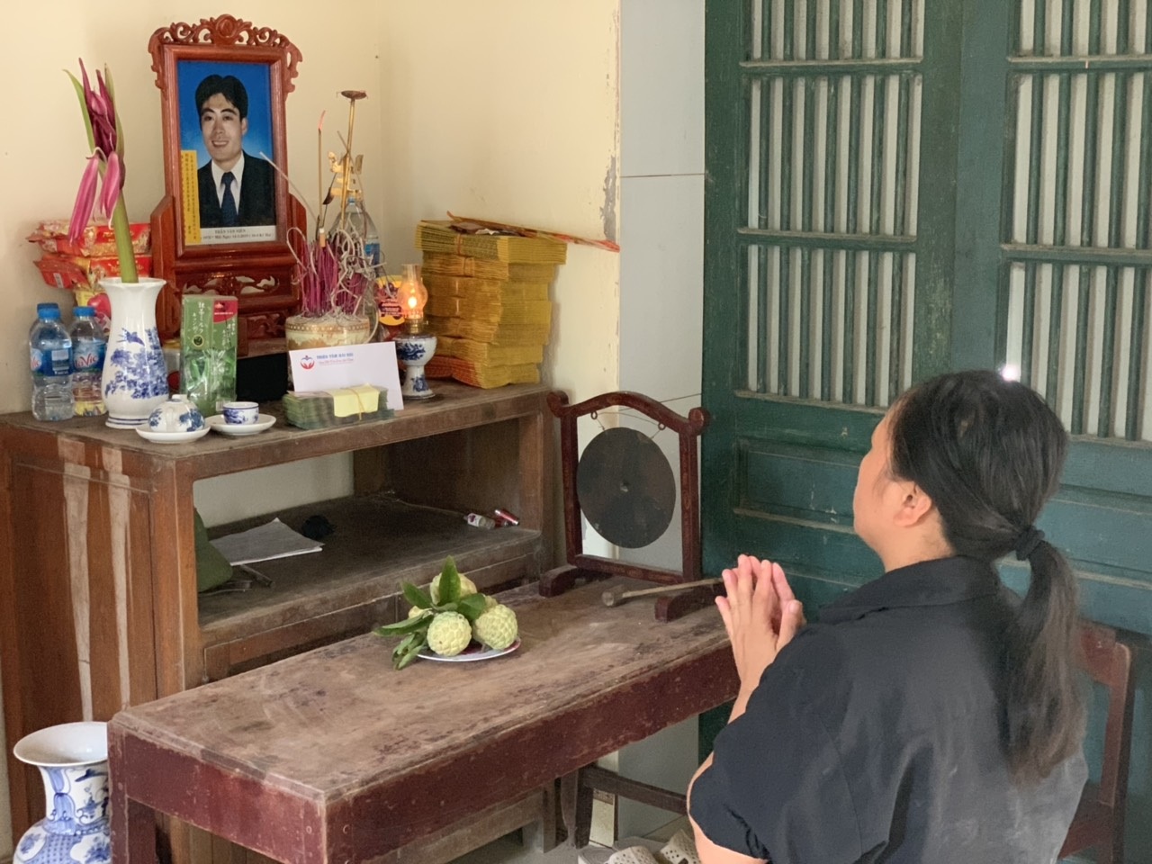 Bạn đọc Dân trí giúp đỡ gia đình người đàn ông trụ cột bị chết thảm số tiền gần 260 triệu đồng - 5 Bạn đọc Dân trí giúp đỡ gia đình người đàn ông trụ cột bị chết thảm số tiền gần 260 triệu đồng - 5