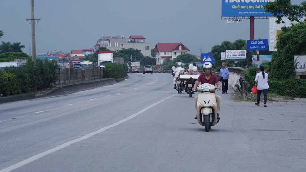 Quốc lộ 5 - Vì sao là điểm đen tai nạn chết người? - 15 Quốc lộ 5 - Vì sao là điểm đen tai nạn chết người? - 15