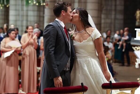 Cô gái gốc Việt trở thành nàng dâu Hoàng gia Monaco