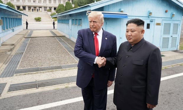 Ông Trump: Ông Kim Jong-un "gửi lời xin lỗi nhỏ" về các vụ thử tên lửa