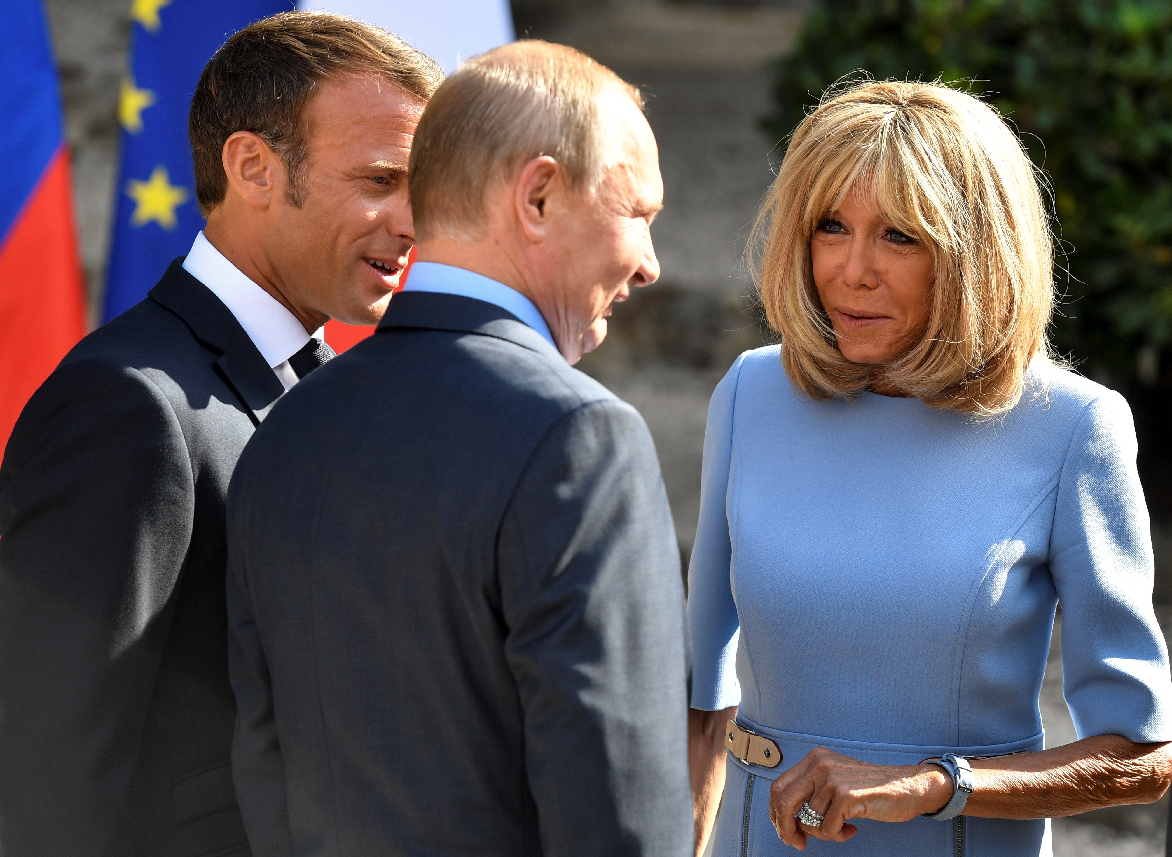 Кто жена макрона президента франции. Франции Брижит Макрон. Бриджит Макрон жена президента Франции.