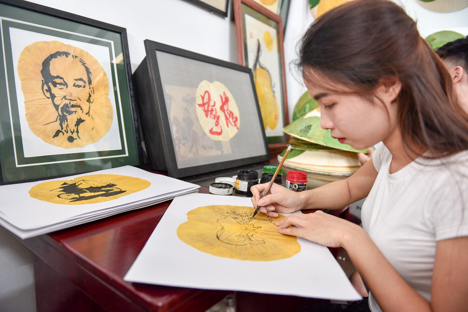 Chàng trai 8x bỏ công việc ngàn đô và hành trình đi tìm hoa sen “bất tử” - 18 Chàng trai 8x bỏ công việc ngàn đô và hành trình đi tìm hoa sen “bất tử” - 18