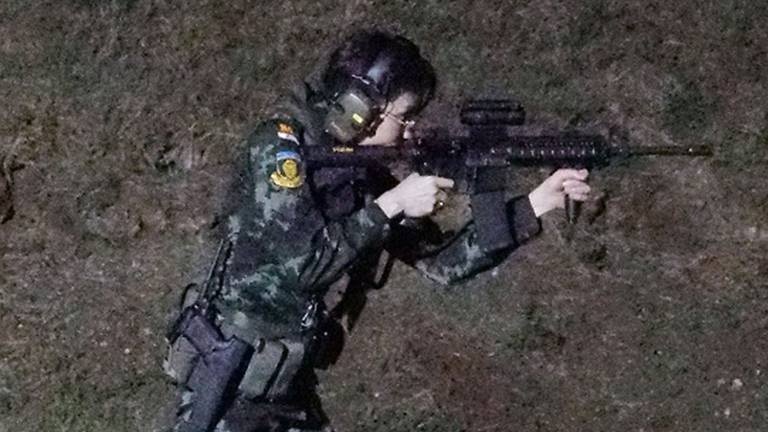 Thái Lan công bố loạt ảnh "gây sốt" về Hoàng Quý phi