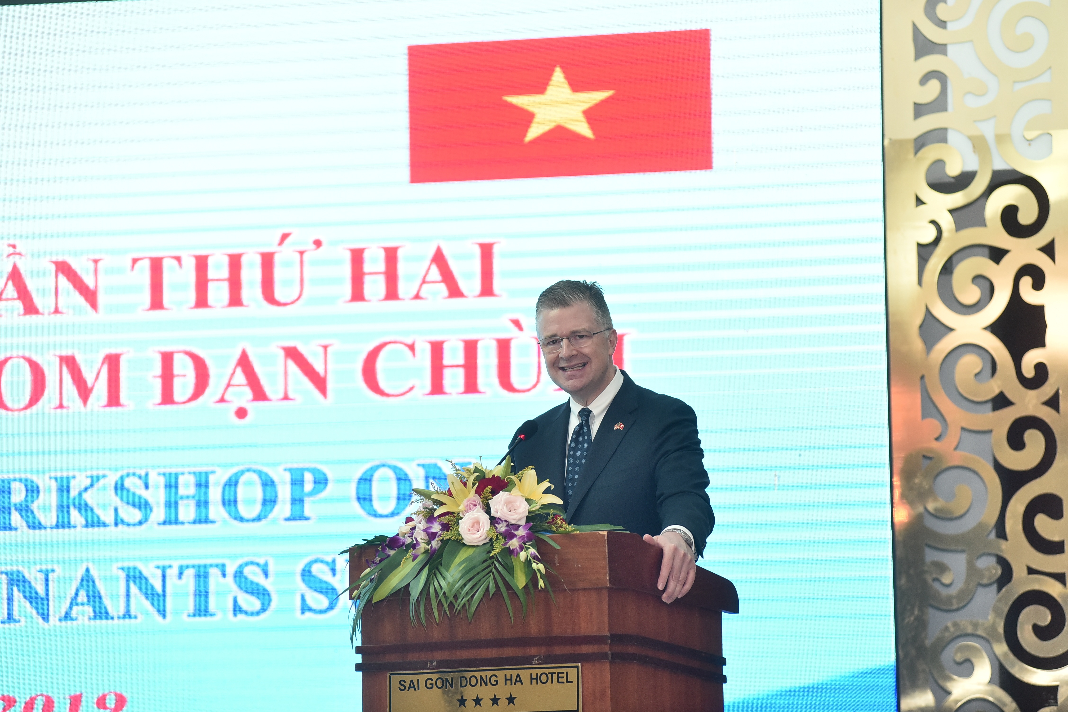 Đại sứ Mỹ khẳng định cam kết hỗ trợ Việt Nam khắc phục hậu quả sau chiến tranh