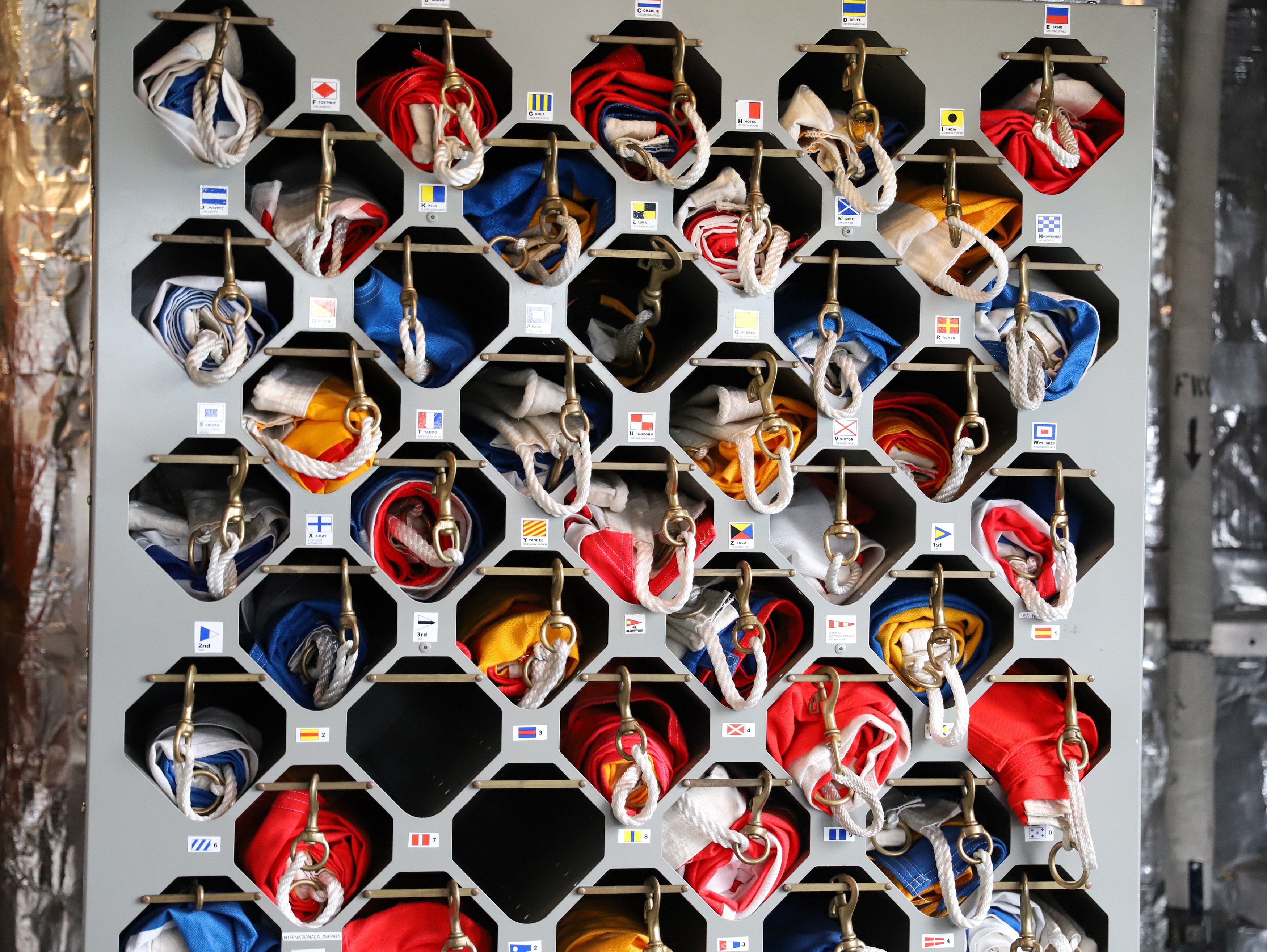 Tàu tuần duyên hiện đại nhất của Hải quân Mỹ diễn tập với ASEAN