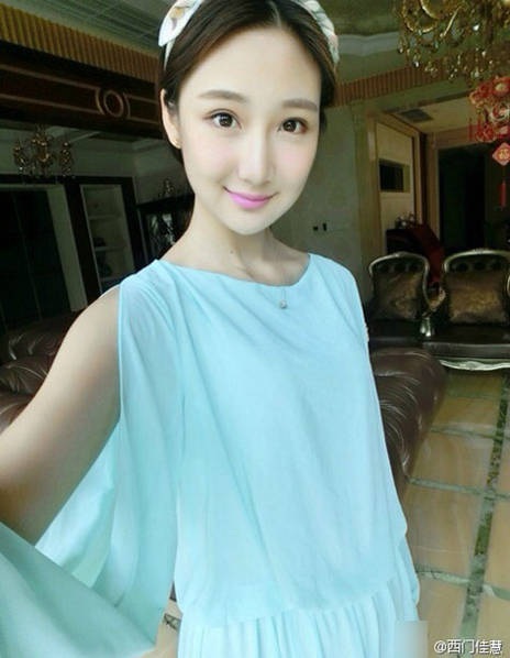 Vẻ đẹp gây "bão” mạng của nữ quân nhân Trung Quốc từng là người mẫu nội y