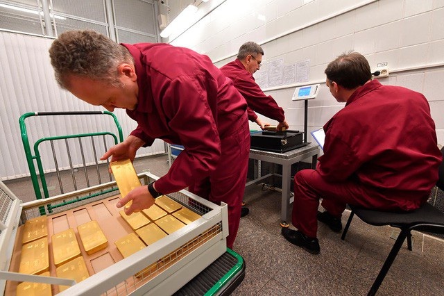 "Pháo đài tài chính" của Nga trước áp lực dồn dập từ Phương Tây