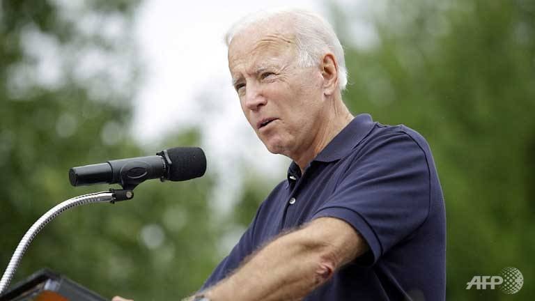 Ông Trump thừa nhận bàn với Tổng thống Ukraine về ông Biden, phe Dân chủ rục rịch luận tội