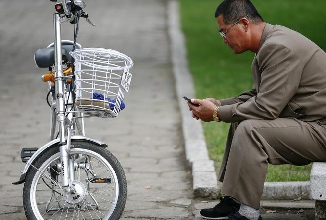 Điện thoại thông minh nhan nhản ở Triều Tiên