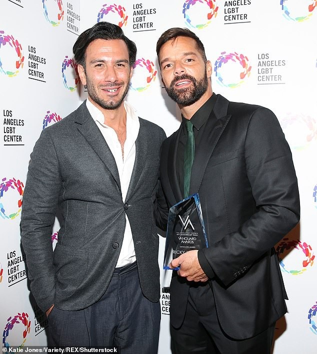 Ricky Martin và chồng chào đón công chúa - Ảnh 3. Ricky Martin và chồng chào đón công chúa - Ảnh 3.