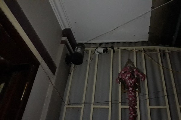 Lắp camera từ nhà ra ngõ để... bán ma túy từ xa - Ảnh 1. Lắp camera từ nhà ra ngõ để... bán ma túy từ xa - Ảnh 1.