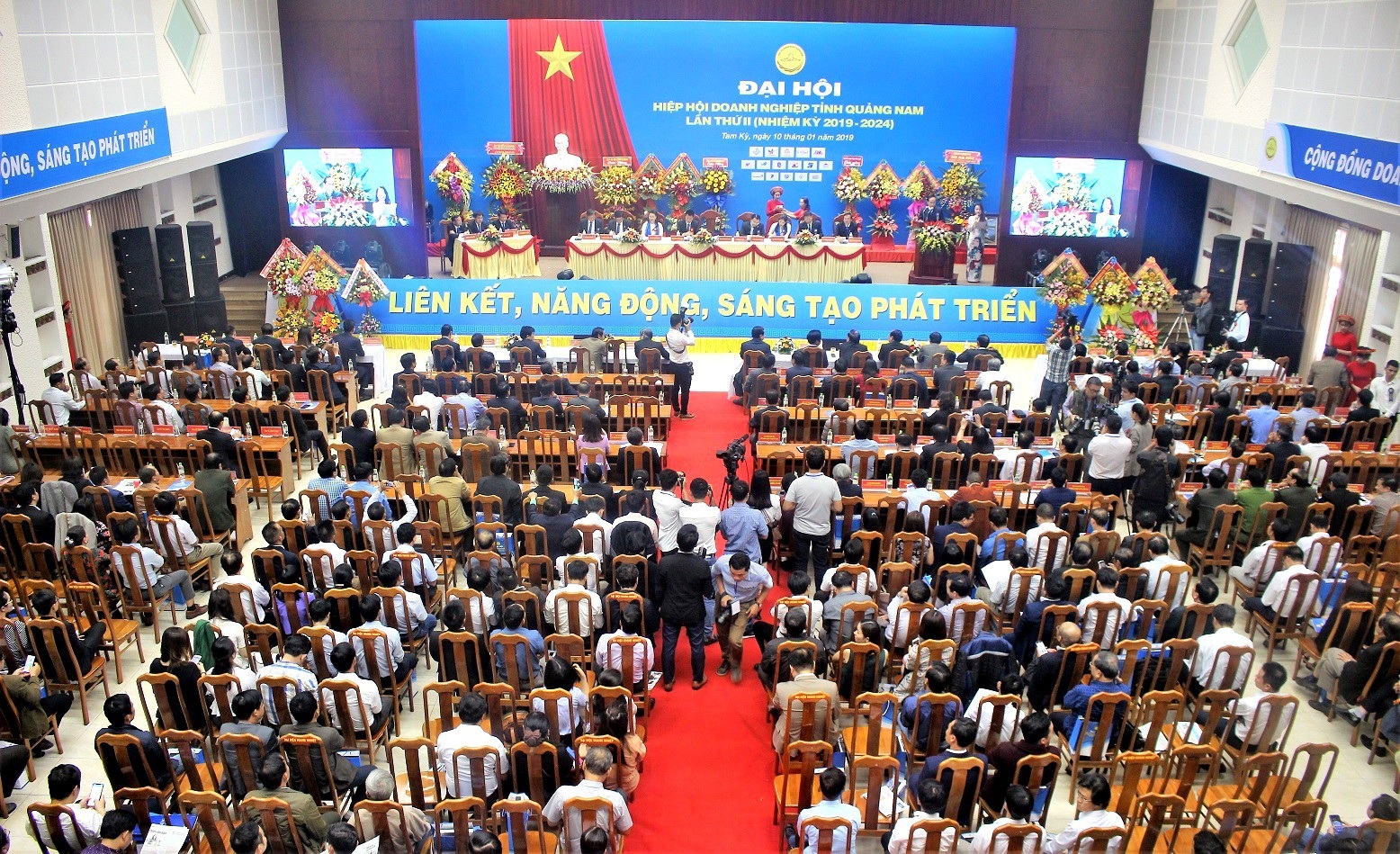 Hiệp hội doanh nghiệp tỉnh Quảng Nam quy tụ hơn 400 thành viên - Ảnh 1. Hiệp hội doanh nghiệp tỉnh Quảng Nam quy tụ hơn 400 thành viên - Ảnh 1.