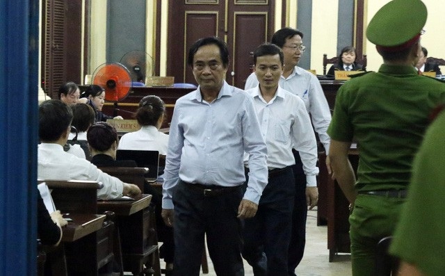 Cựu Chủ tịch BIDV Trần Bắc Hà tiếp tục bị khởi tố trong vụ làm thất thoát tài sản - Ảnh 3. Cựu Chủ tịch BIDV Trần Bắc Hà tiếp tục bị khởi tố trong vụ làm thất thoát tài sản - Ảnh 3.
