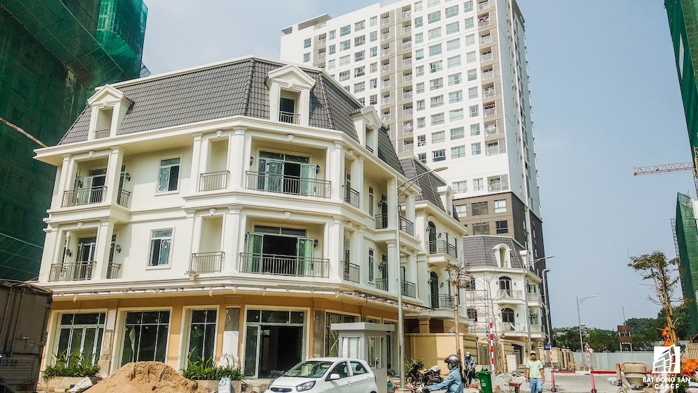 Đã hủy đóng băng 7 dự án, Novaland vẫn bốc hơi 7.000 tỷ đồng - Ảnh 2. Đã hủy đóng băng 7 dự án, Novaland vẫn bốc hơi 7.000 tỷ đồng - Ảnh 2.