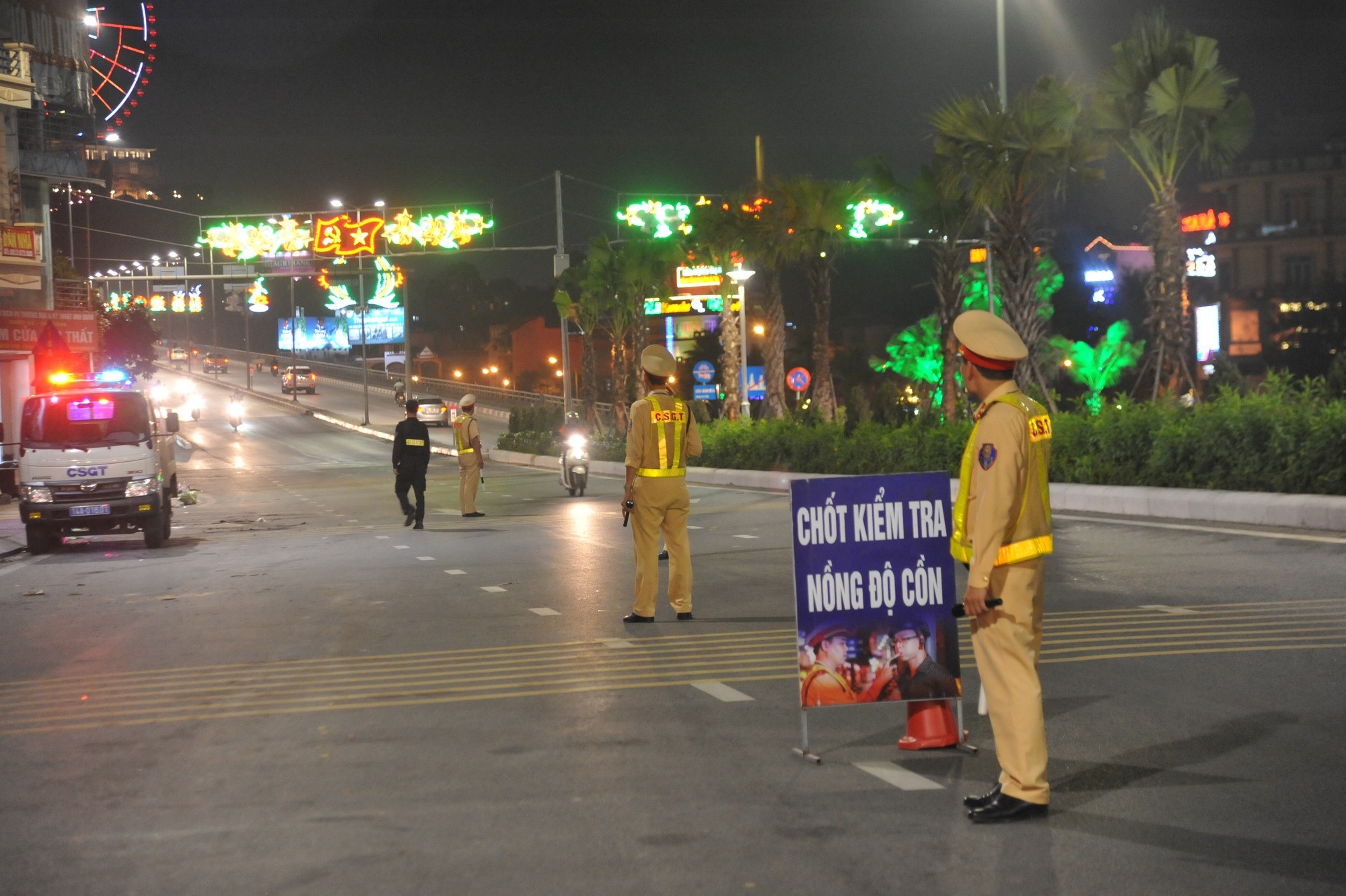 Sẽ quy định hành vi bị cấm trong Luật Trật tự An toàn giao thông - Ảnh 3. Sẽ quy định hành vi bị cấm trong Luật Trật tự An toàn giao thông - Ảnh 3.
