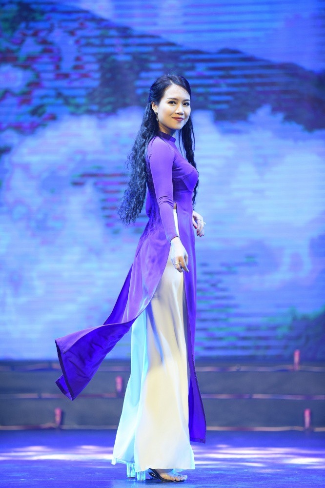 Hoa hậu Ngọc Hân nói gì về bạn gái tin đồn của cầu thủ Phan Văn Đức? - Ảnh 15. Hoa hậu Ngọc Hân nói gì về bạn gái tin đồn của cầu thủ Phan Văn Đức? - Ảnh 15.