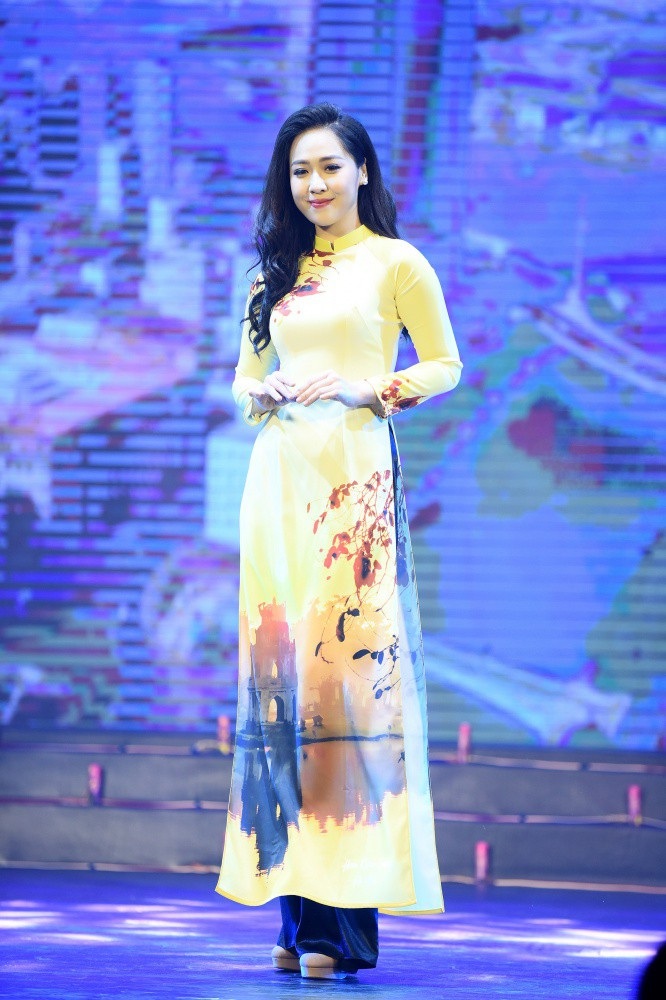 Hoa hậu Ngọc Hân nói gì về bạn gái tin đồn của cầu thủ Phan Văn Đức? - Ảnh 12. Hoa hậu Ngọc Hân nói gì về bạn gái tin đồn của cầu thủ Phan Văn Đức? - Ảnh 12.