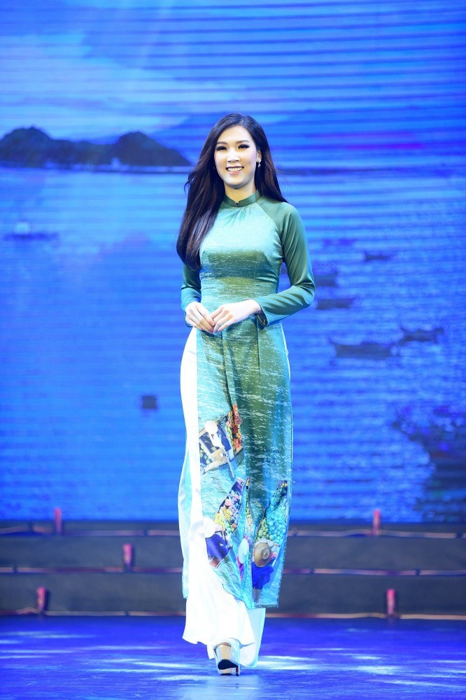 Hoa hậu Ngọc Hân nói gì về bạn gái tin đồn của cầu thủ Phan Văn Đức? - Ảnh 10. Hoa hậu Ngọc Hân nói gì về bạn gái tin đồn của cầu thủ Phan Văn Đức? - Ảnh 10.