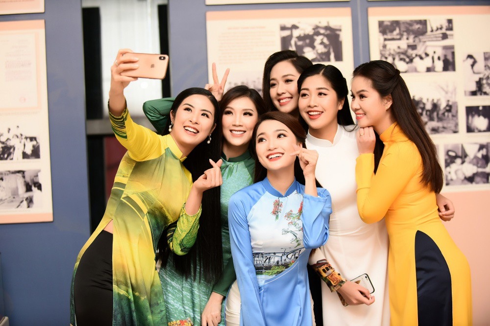 Hoa hậu Ngọc Hân nói gì về bạn gái tin đồn của cầu thủ Phan Văn Đức? - Ảnh 1. Hoa hậu Ngọc Hân nói gì về bạn gái tin đồn của cầu thủ Phan Văn Đức? - Ảnh 1.