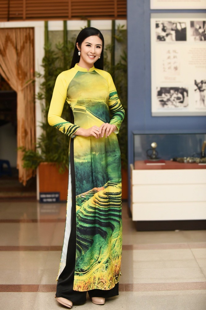 Hoa hậu Ngọc Hân nói gì về bạn gái tin đồn của cầu thủ Phan Văn Đức? - Ảnh 9. Hoa hậu Ngọc Hân nói gì về bạn gái tin đồn của cầu thủ Phan Văn Đức? - Ảnh 9.