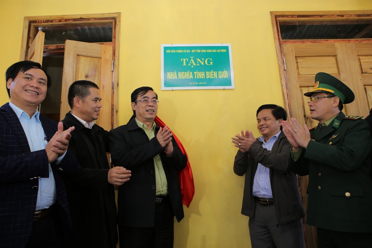 “Tết này bà con Vân Kiều được sinh hoạt trong ngôi nhà khang trang, ấm áp hơn” - Ảnh 3. “Tết này bà con Vân Kiều được sinh hoạt trong ngôi nhà khang trang, ấm áp hơn” - Ảnh 3.