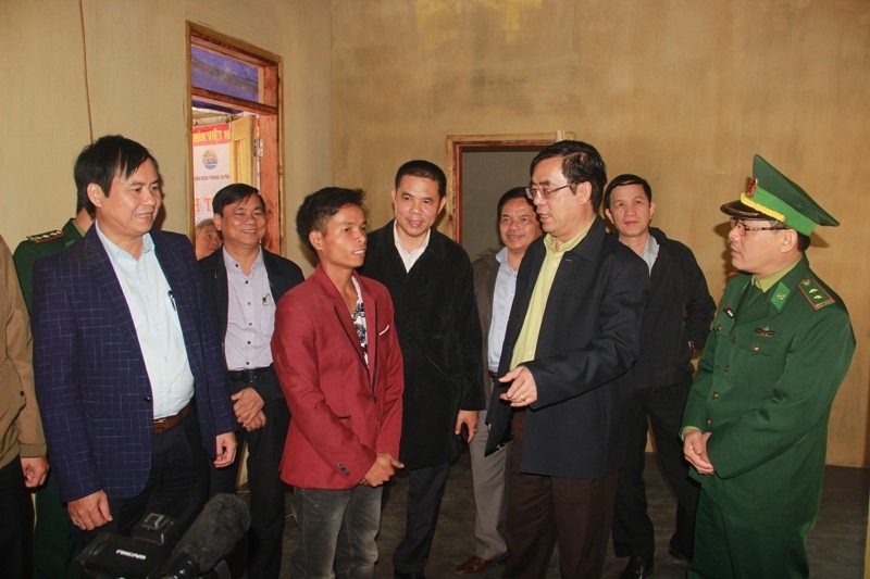 “Tết này bà con Vân Kiều được sinh hoạt trong ngôi nhà khang trang, ấm áp hơn” - Ảnh 4. “Tết này bà con Vân Kiều được sinh hoạt trong ngôi nhà khang trang, ấm áp hơn” - Ảnh 4.