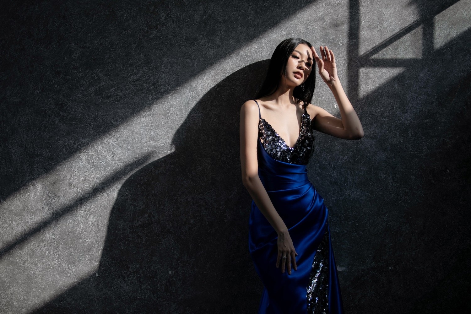 Á hậu 3 Hoa hậu Quốc tế Thuý Vân sexy với đầm hở ngực - Ảnh 6. Á hậu 3 Hoa hậu Quốc tế Thuý Vân sexy với đầm hở ngực - Ảnh 6.