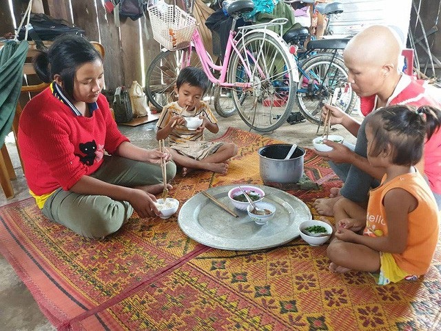 Một ngân hàng hỗ trợ xây nhà và lập sổ tiết kiệm giúp gia đình chị Liễu - Ảnh 2. Một ngân hàng hỗ trợ xây nhà và lập sổ tiết kiệm giúp gia đình chị Liễu - Ảnh 2.
