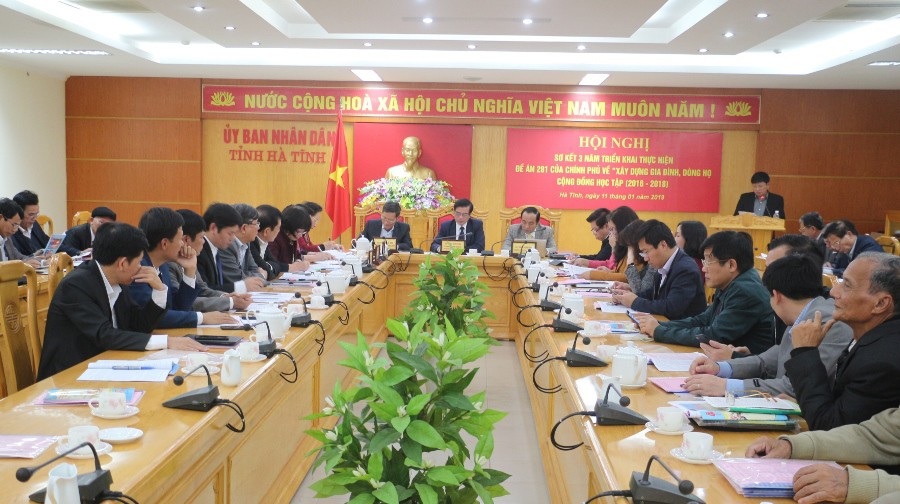 Khuyến học, khuyến tài tác động lớn đến sự phát triển kinh tế - xã hội - Ảnh 1. Khuyến học, khuyến tài tác động lớn đến sự phát triển kinh tế - xã hội - Ảnh 1.