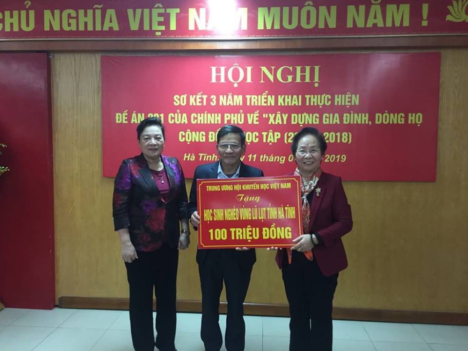 Khuyến học, khuyến tài tác động lớn đến sự phát triển kinh tế - xã hội - Ảnh 4. Khuyến học, khuyến tài tác động lớn đến sự phát triển kinh tế - xã hội - Ảnh 4.