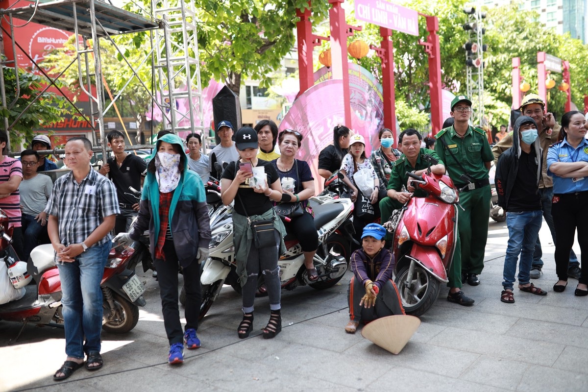 Nhiều nghệ sĩ tập luyện chương trình 100 năm cải lương - Ảnh 7. Nhiều nghệ sĩ tập luyện chương trình 100 năm cải lương - Ảnh 7.
