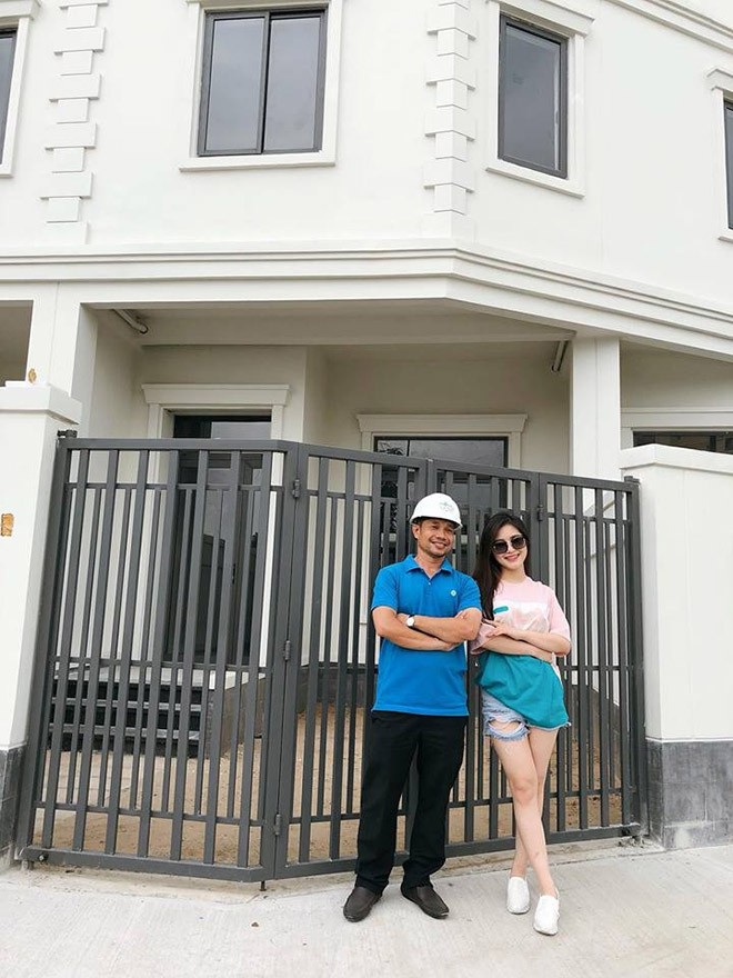 Chiêm ngưỡng biệt thự triệu đô, dinh cơ hoành tráng sao Việt tậu trong năm qua - Ảnh 10. Chiêm ngưỡng biệt thự triệu đô, dinh cơ hoành tráng sao Việt tậu trong năm qua - Ảnh 10.