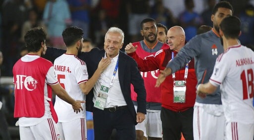 Nhìn lại trận thua đáng tiếc của Ấn Độ trước UAE - Ảnh 19.