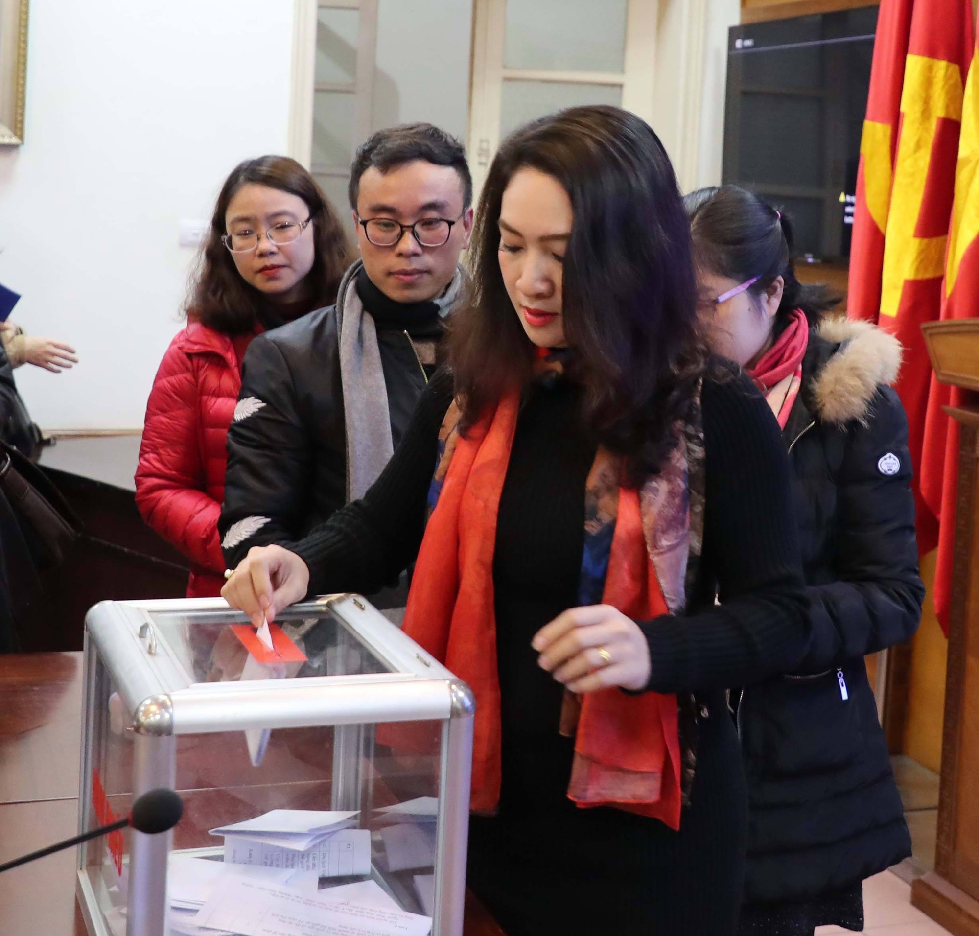 Nhan sắc thăng hạng, bóng đá giành cúp vô địch lọt Top 10 sự kiện tiêu biểu - Ảnh 1.