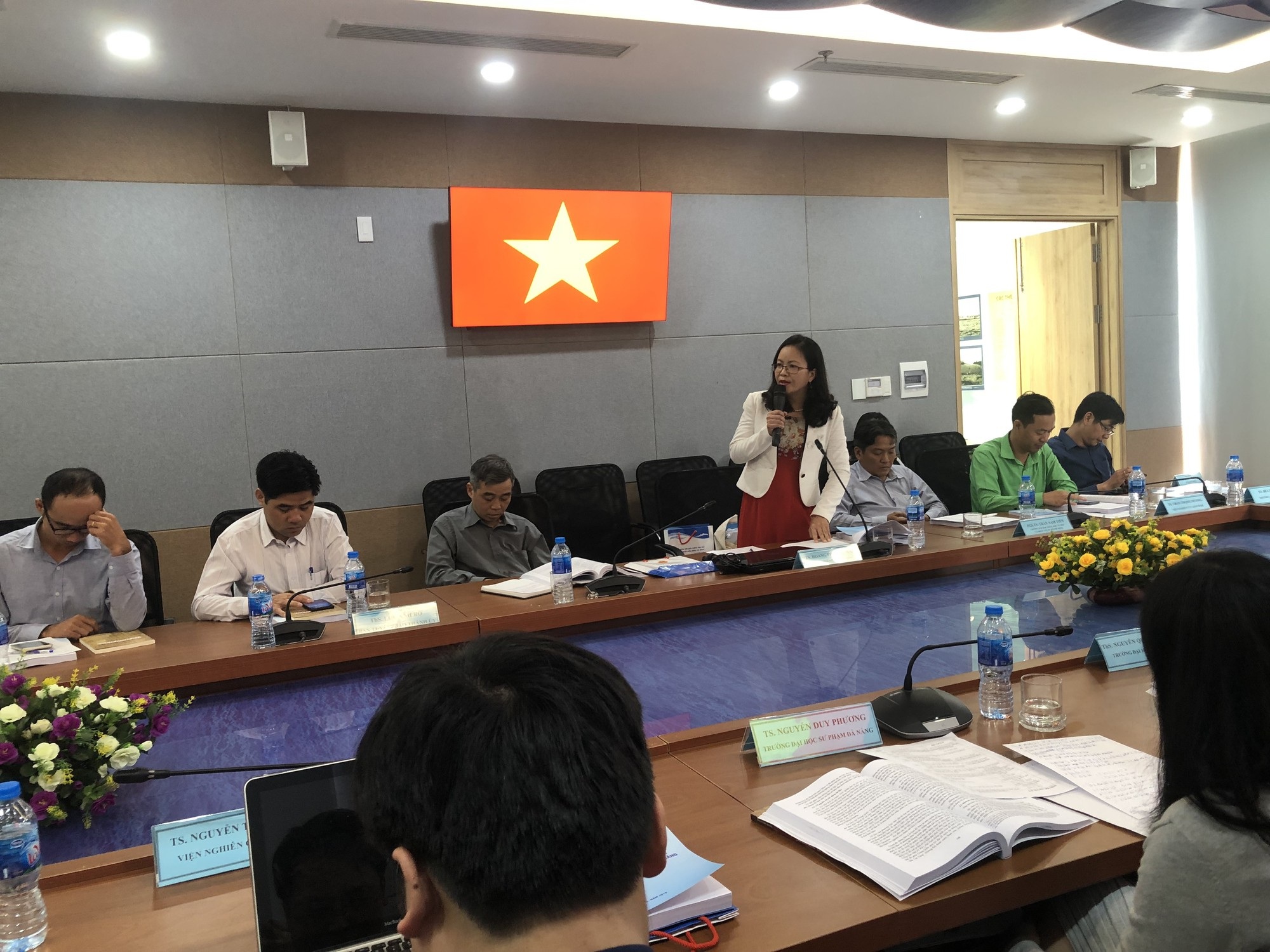 Đà Nẵng: Bàn cách giáo dục về quần đảo Hoàng Sa - Ảnh 3. Đà Nẵng: Bàn cách giáo dục về quần đảo Hoàng Sa - Ảnh 3.