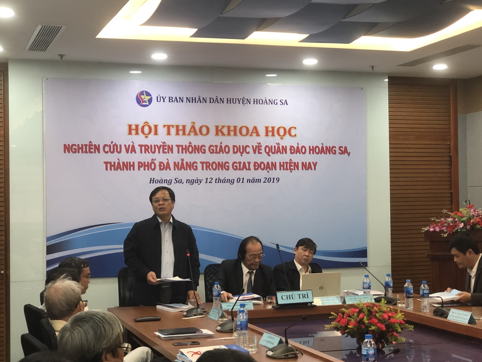 Đà Nẵng: Bàn cách giáo dục về quần đảo Hoàng Sa - Ảnh 1. Đà Nẵng: Bàn cách giáo dục về quần đảo Hoàng Sa - Ảnh 1.