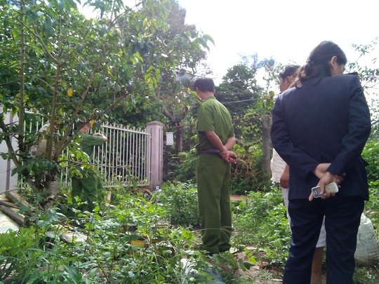 Công an thông tin vụ người đàn ông tử vong bất thường khi đang bị khám nhà - Ảnh 1. Công an thông tin vụ người đàn ông tử vong bất thường khi đang bị khám nhà - Ảnh 1.